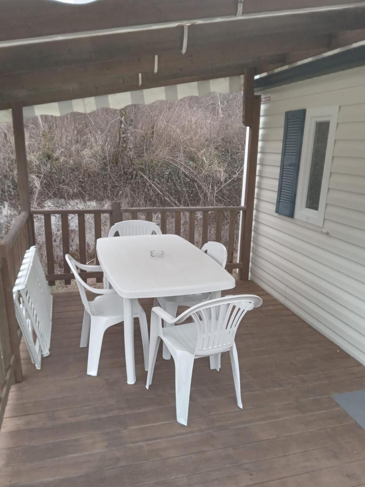 Mobile Home Sleeps 4 Monsec 외부 사진